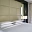Hyatt Regency Paris Etoile