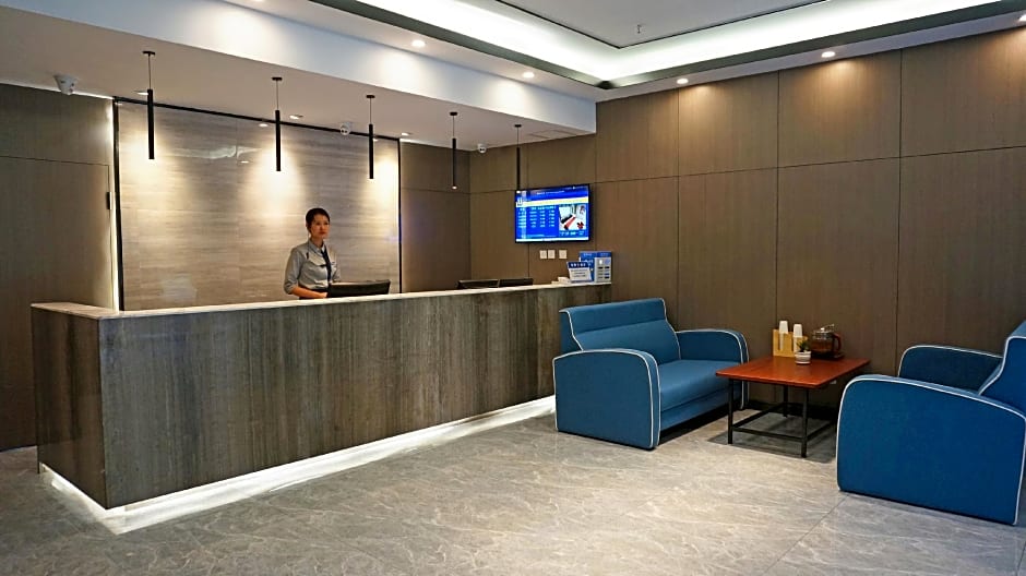 7 Days Premium Changchun Renmin NorthEast Normal University Pingquan Road