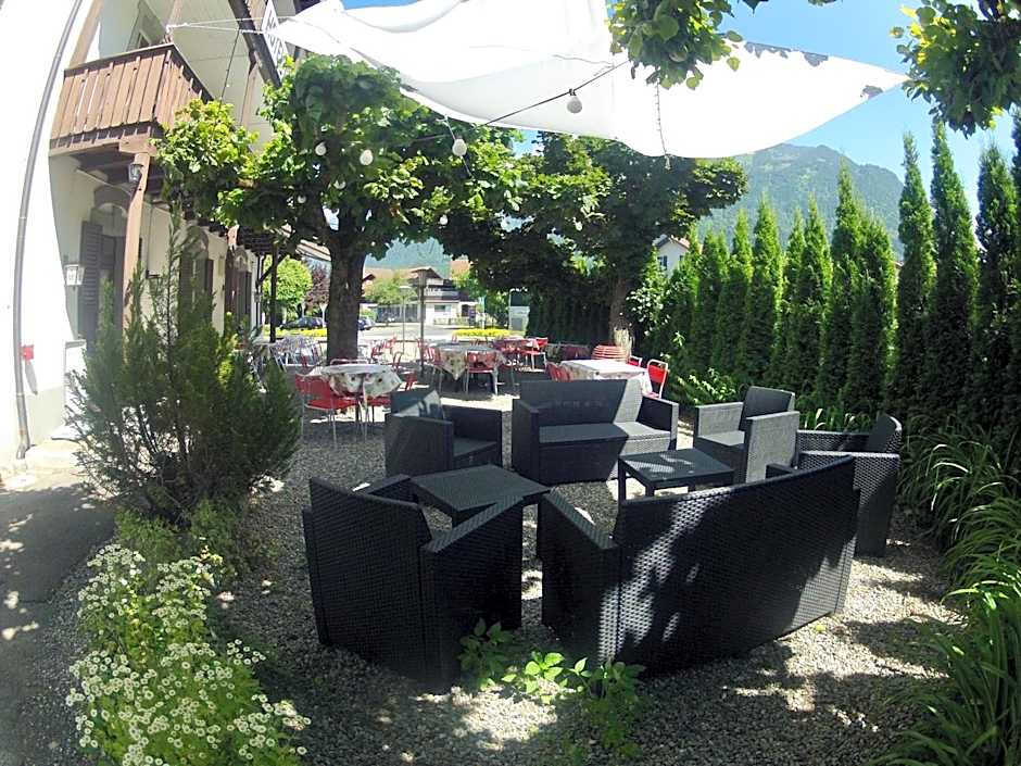Alpina Hotel