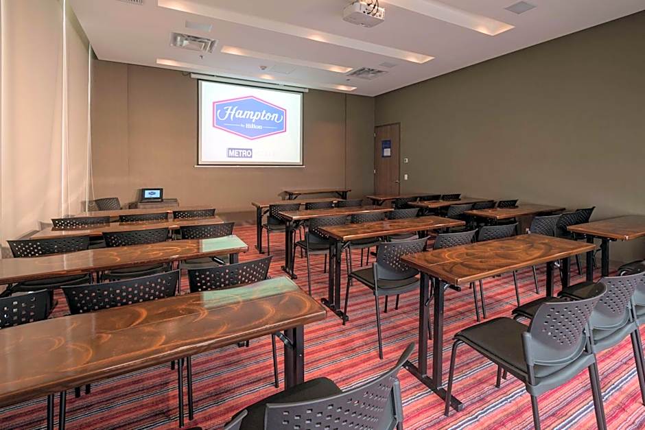 Hampton Inn By Hilton Valledupar