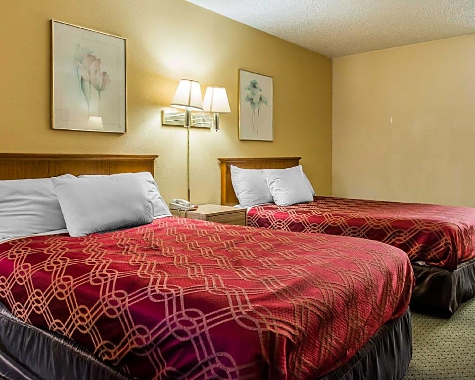 Econo Lodge Waynesburg