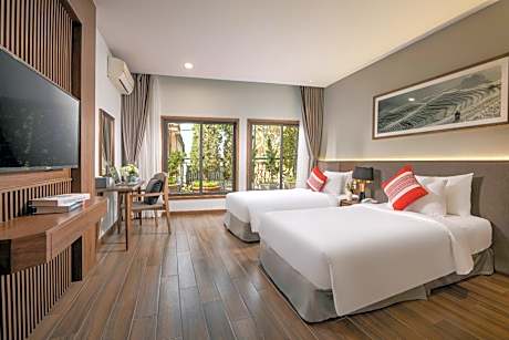 Superior Twin Room With Courtyard View