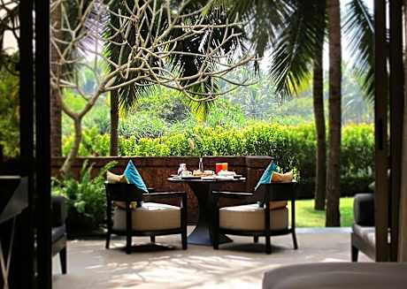 Family Room with Terrace - Complimentary Gonsua beach shuttle service