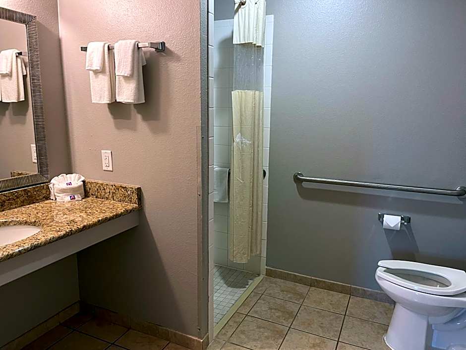 Motel 6 Junction, TX Llano River