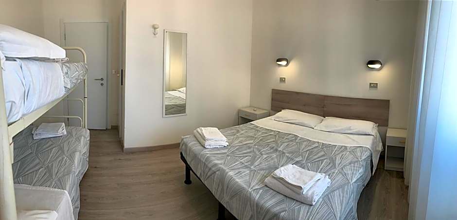 Photo 1 of 6 of Quadruple Room with Beach Access