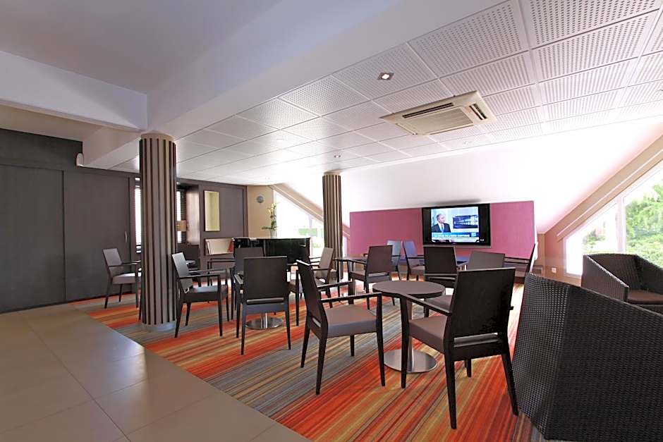 Mercure Hexagone Luxeuil