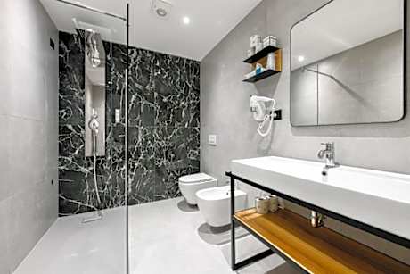 Q,NSMK,COMFRT,SOFBD1