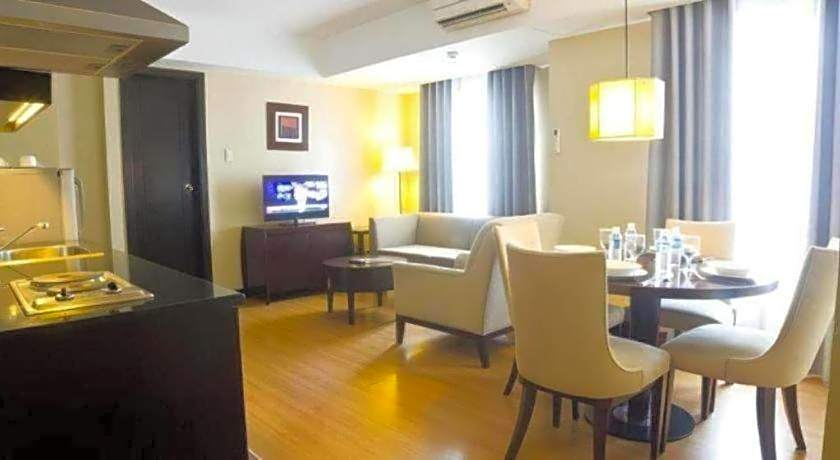Lancaster Hotel Manila