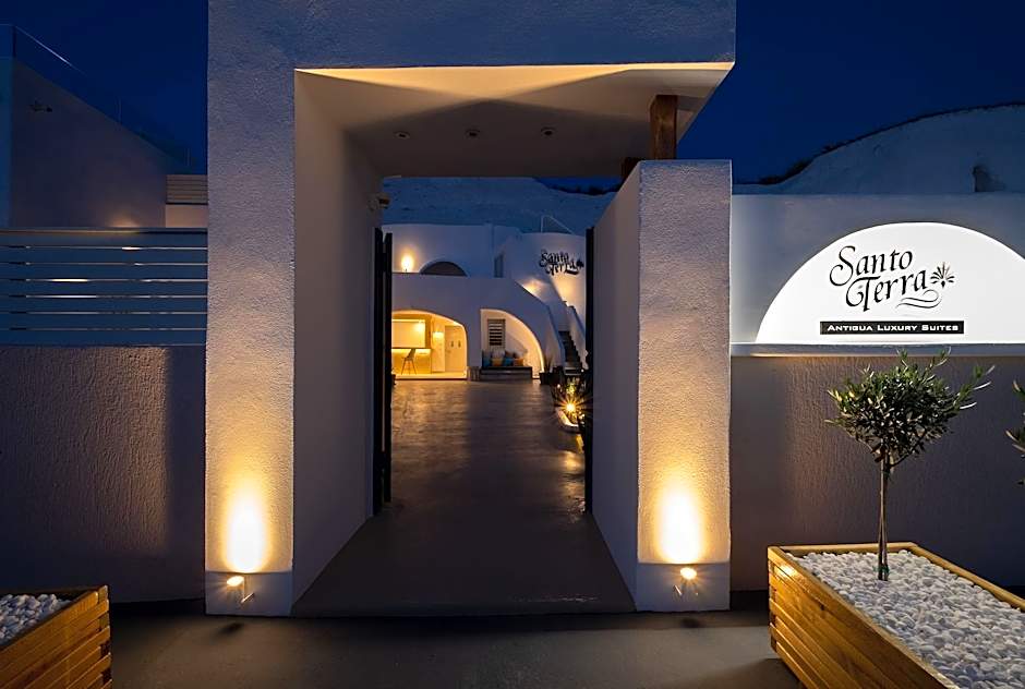 Santoterra Antigua Suites