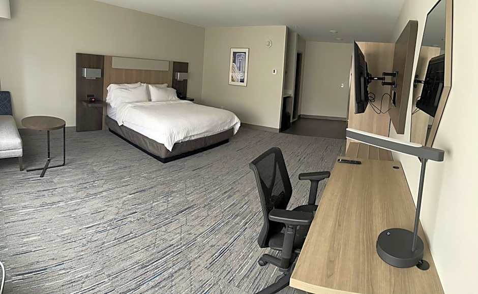 Holiday Inn Express & Suites Muskegon - Grand Haven By IHG
