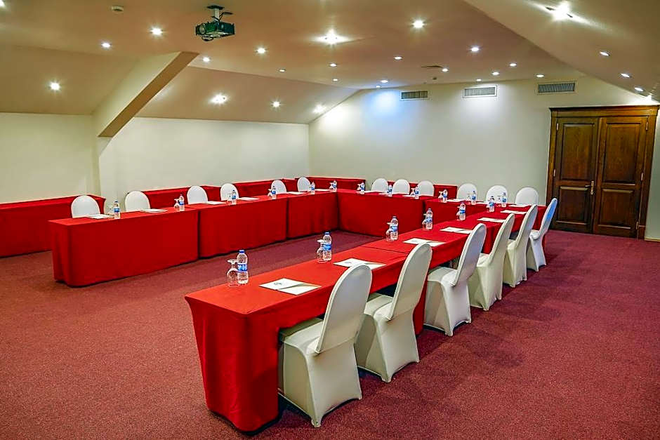 Istanbul Airport Durusu Club Hotel