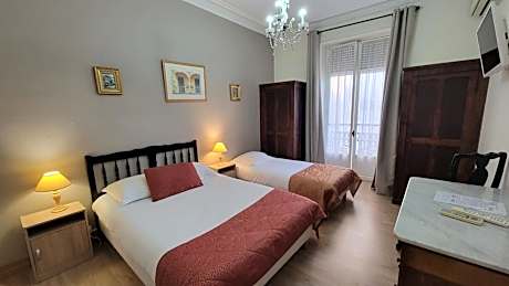 Triple Room with Sea View