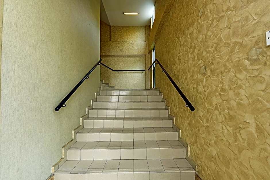 Townhouse Oak Melaka Near Dataran Pahlawan Formerly Ideals Hotel