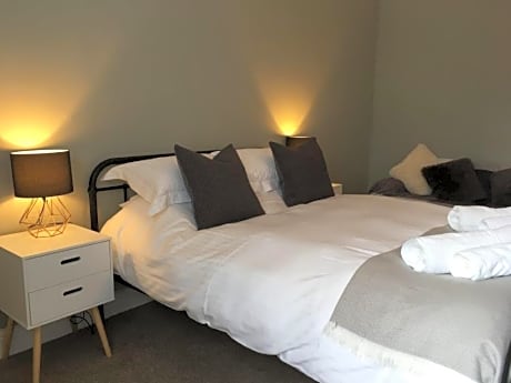 King Room with Garden View