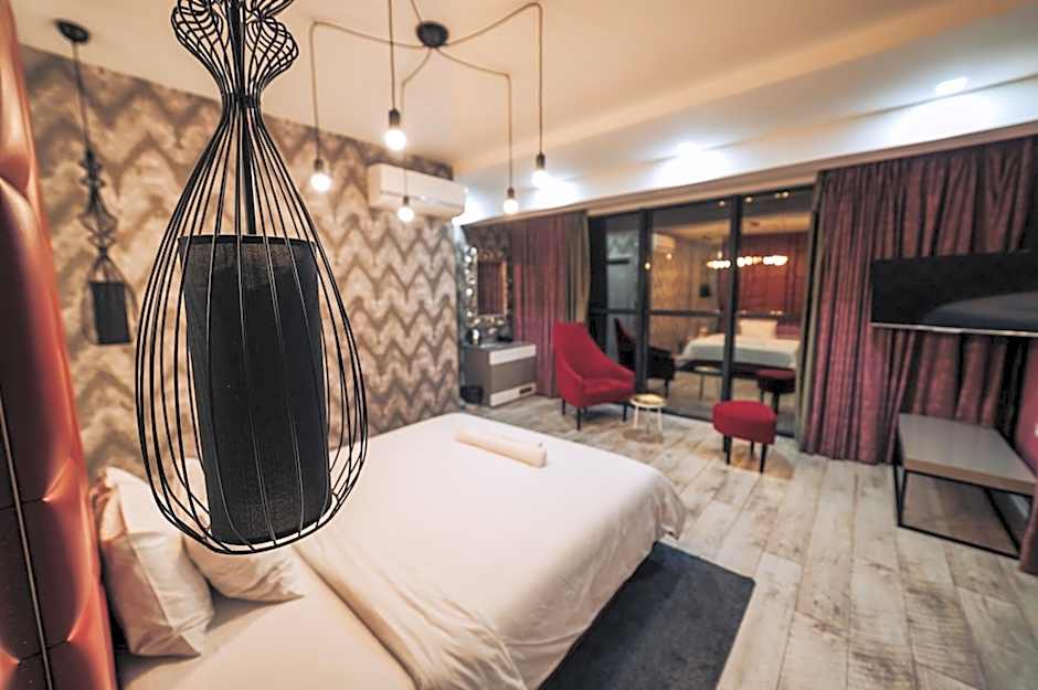 Urbanista Hotel & Bar