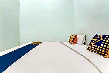 SPOT ON 91159 Kost Putrana Syariah