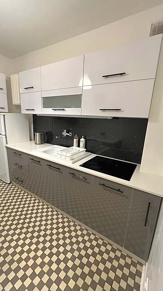 Warszawa Krucza Pokoje