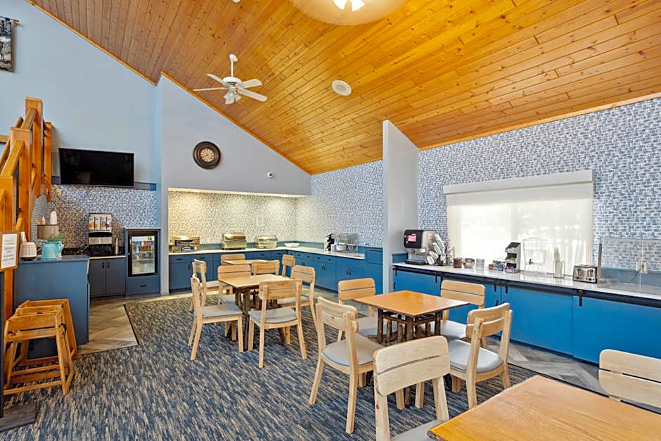 AmericInn by Wyndham Wisconsin Dells