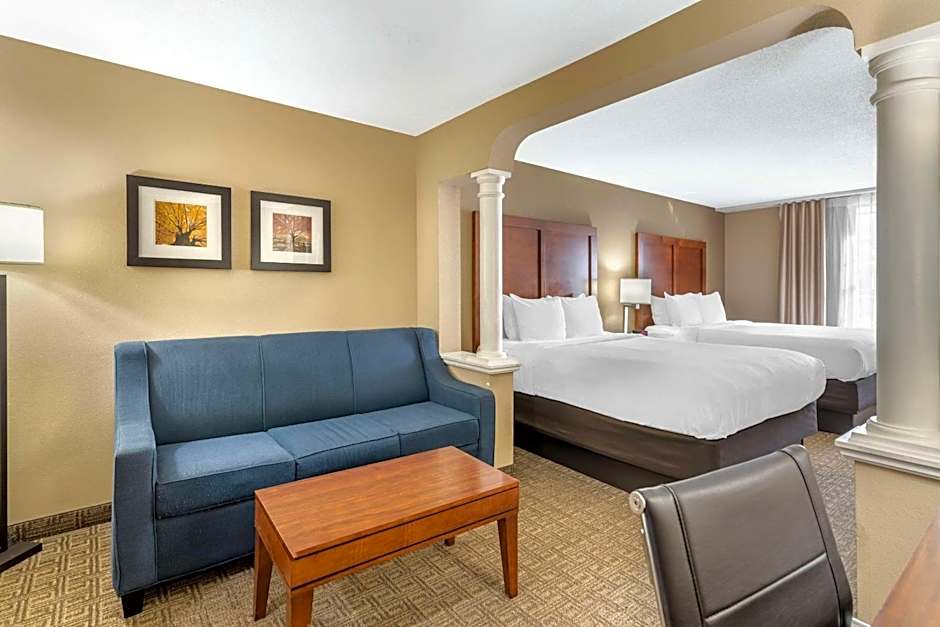 Comfort Inn & Suites