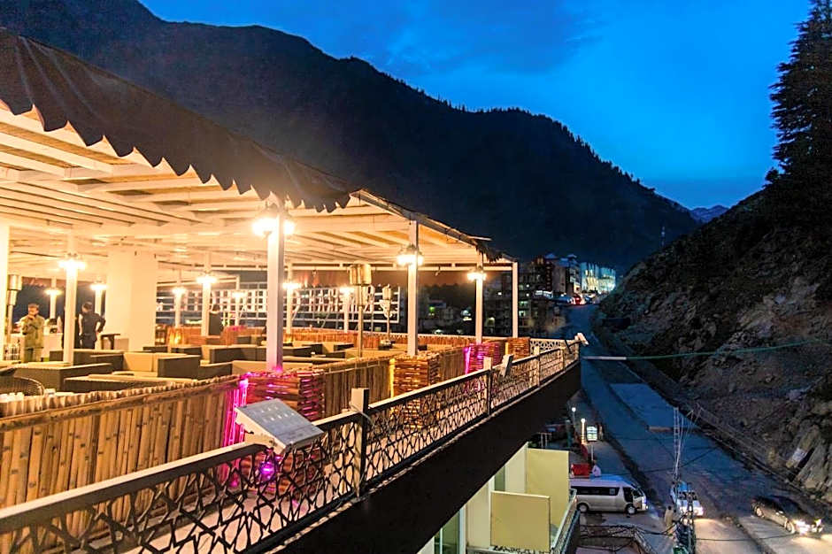 Jumeirah Gold Hotel Naran