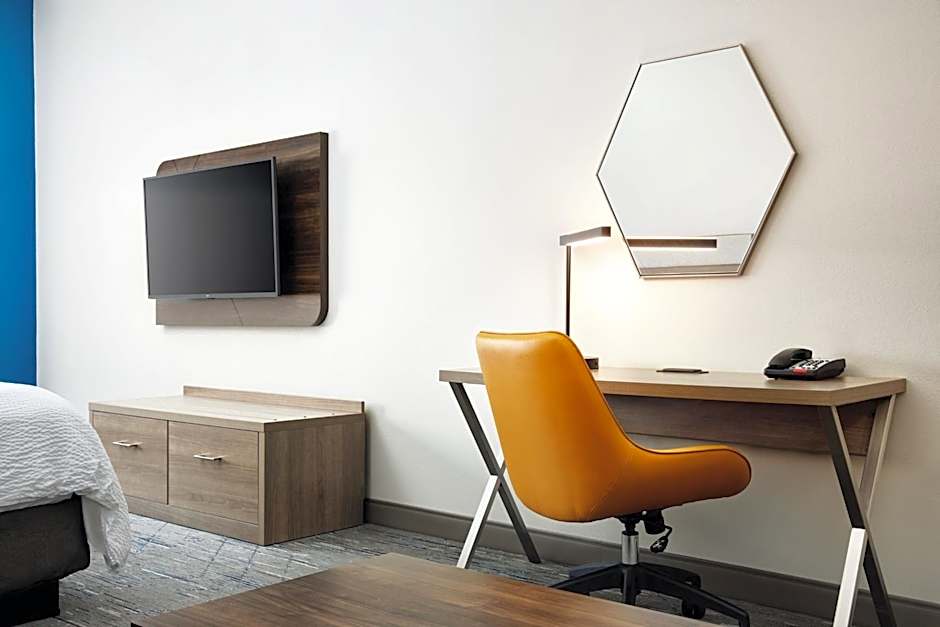 Holiday Inn Express & Suites Bridgeport By IHG