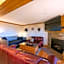 Sunsets at Summit 108b, free WI-FI, parking and AC