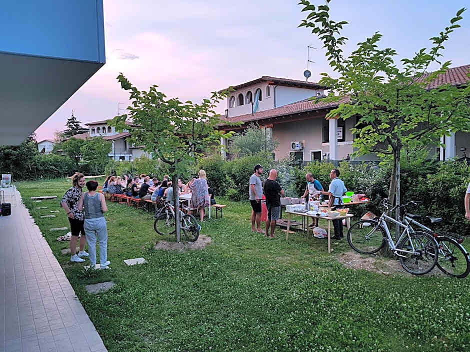 Ostello Meet Gardalake Hostel