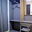Hotel Gold Leaf,Ahmedabad