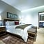 Square Small Luxury Hotel