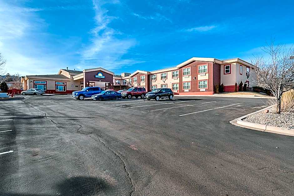 Days Inn by Wyndham Manitou Springs