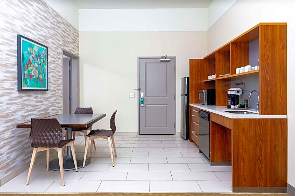 Home2 Suites by Hilton Fayetteville Fort Bragg