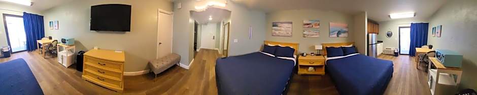 Beachside Hotel - POOL IS OPEN!