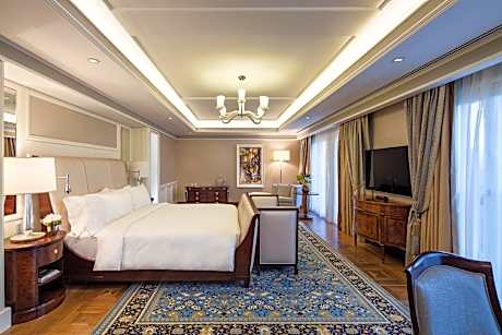 Palace Suite
