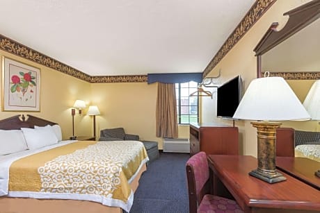 Upgraded 1 King Bed Non-Smoking Room