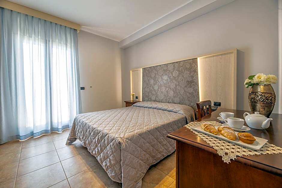 Hotel Salento Mirfran