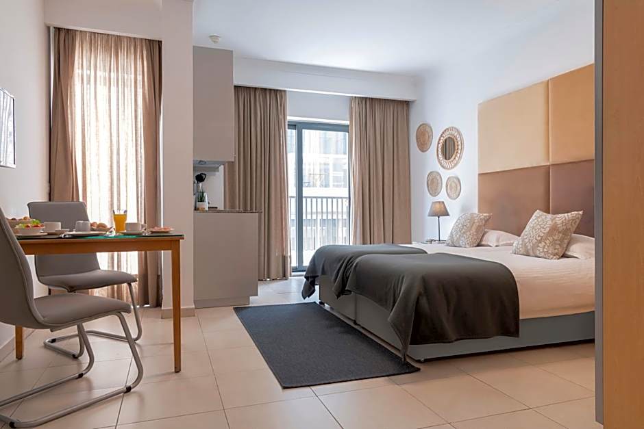 Plaza Regency Hotels