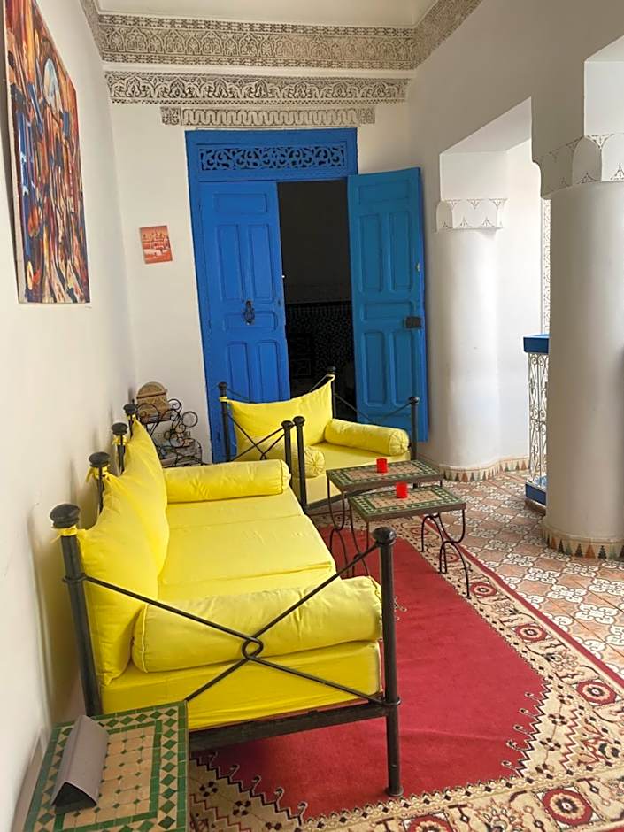 Dar Sarah-Mouassine-Marrakech, Riad authentique idéalement situé