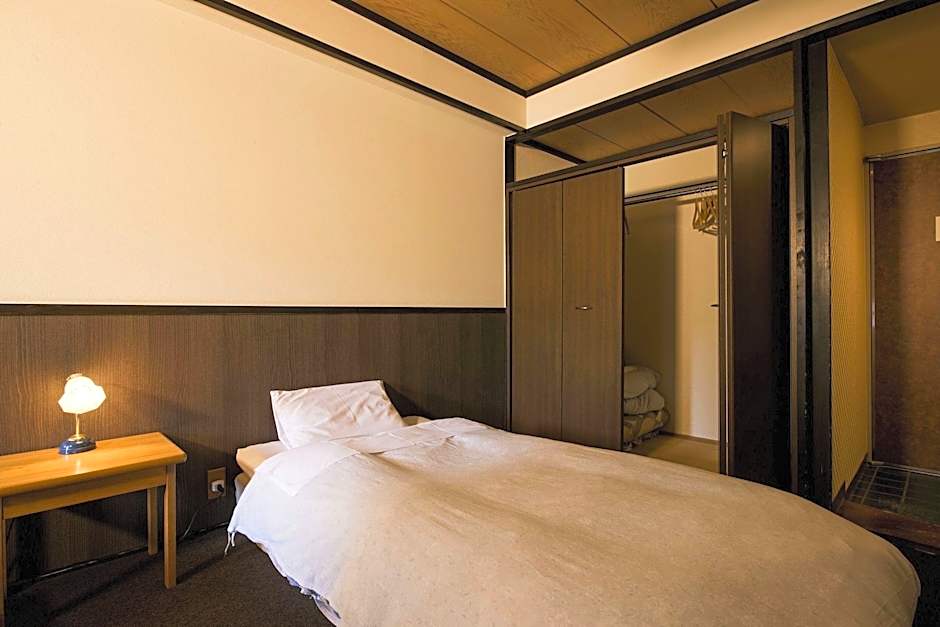 Bed 'n Onsen Hammond
