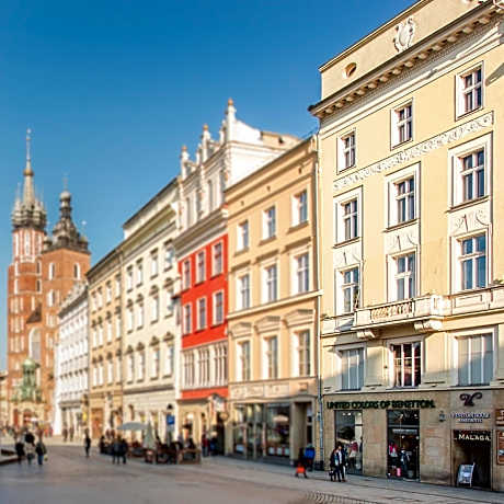 Venetian House Market Square Aparthotel