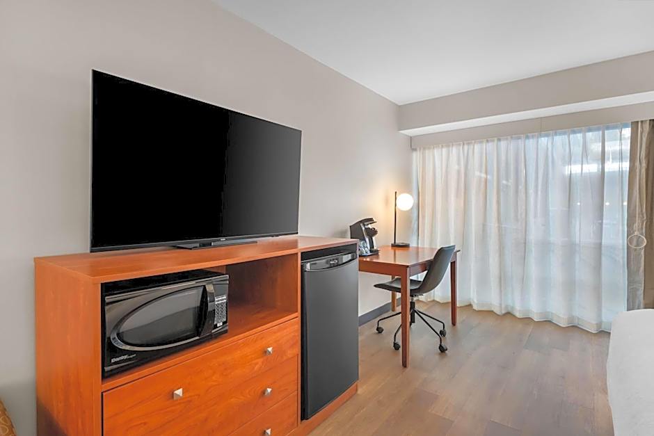 Wyndham Bloomington - Mall of America