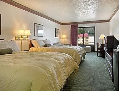 Ramada by Wyndham Pearl/Jackson Airport
