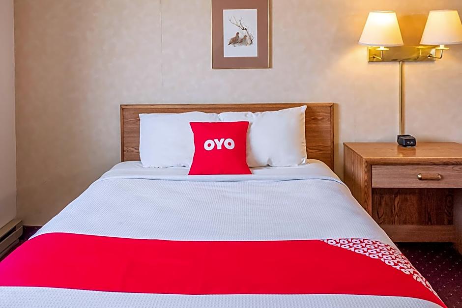 OYO Hotel Shelby MT Hwy 2 & I-15