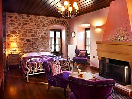 Lousiou Nymphes escape suites