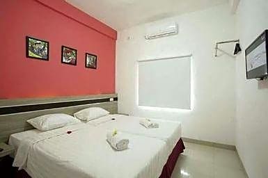 Amaia Hotel