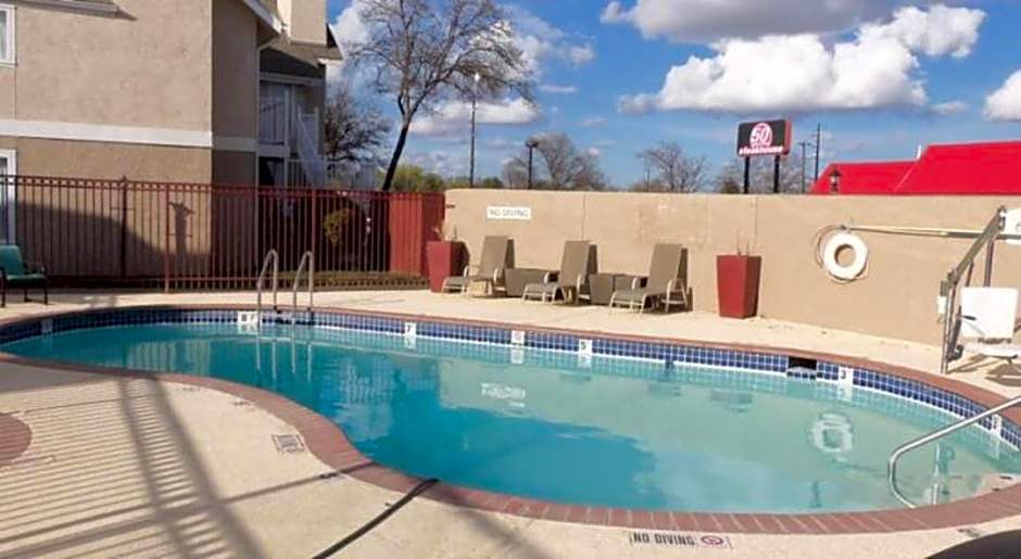 Studio 6 Lubbock, TX