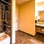 La Quinta Inn & Suites by Wyndham Marble Falls