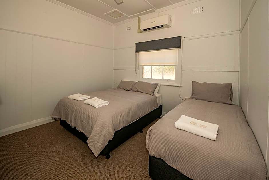 The Centennial Hotel Gulgong