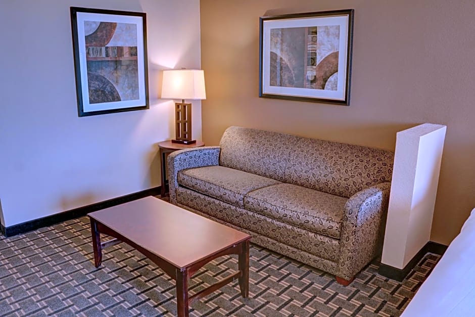 Holiday Inn Express Hotel & Suites Huntsville, an IHG Hotel