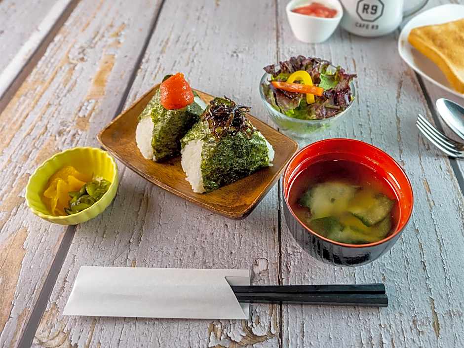 HOTEL R9 SANOFUJIOKA
