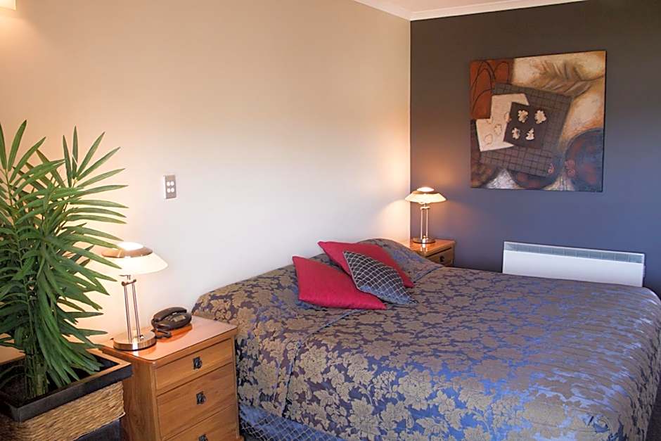 Beachcomber Inn (Picton)